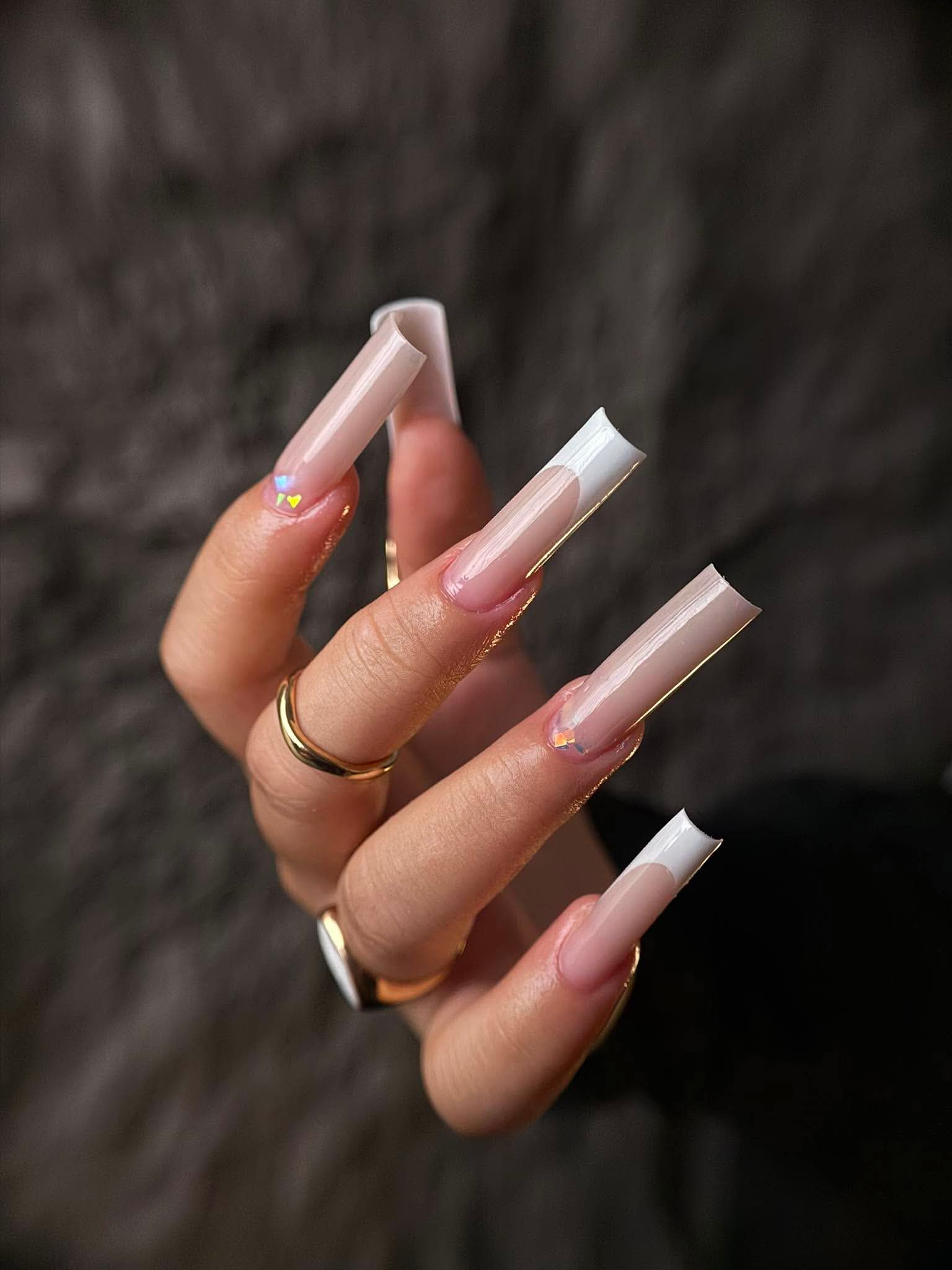 Waxing & Tinting at Brentwood Nail Bar